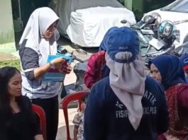 Monitoring Posyandu, Lurah Rosmala Dewi Tanamkan Budaya Membaca Sejak Dini