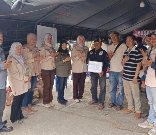 Aksi Kemanusiaan Lintas Wilayah, Lurah Lima Ilir Gandeng Elemen Masyarakat Ringankan Beban Korban Kebakaran