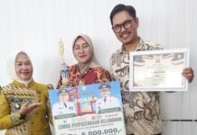 Inovasi Literasi Berbuah Manis, Ruang Baca Besutan Lurah Lima Ilir Raih Predikat Terbaik se-Palembang