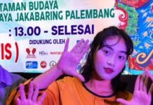 Berawal dari Ajakan Guru Teater, Nisa Kini Jadi Wajah Muda Pantomim Palembang