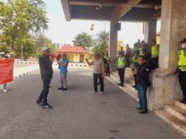 Diduga Dikriminalisasi Perusahaan, Massa POSE RI Tuntut Keadilan Lahan untuk Warga Belani