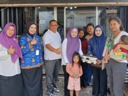 Kunjungi Posyandu Mawar Berduri, Camat Rachmat Dorong Pelayanan Kesehatan yang Lebih Berkualitas