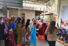 Karhutla Sumsel, Dewi Pertiwi DPW Sumsel Gelar Doa Bersama dan Bagikan 200 Paket Sembako